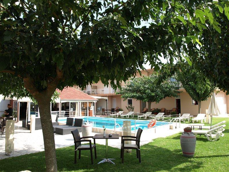 Marietta Hotel Apartments Pastida Exterior foto